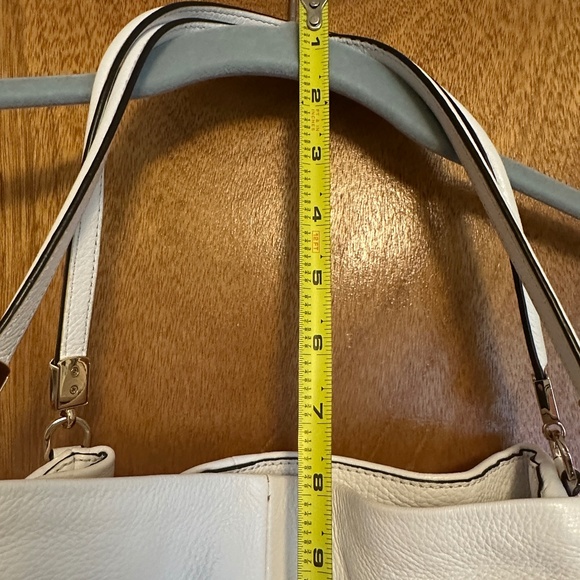 Coach white pebbled leather shoulder bag purse 3 compartments tan satin interior - Picture 13 of 16